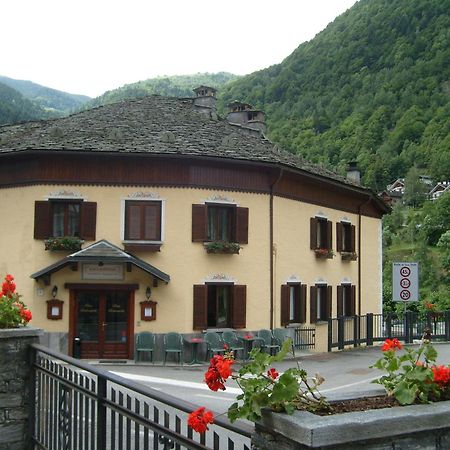 Hotel Residence Giardini Piode Exterior photo